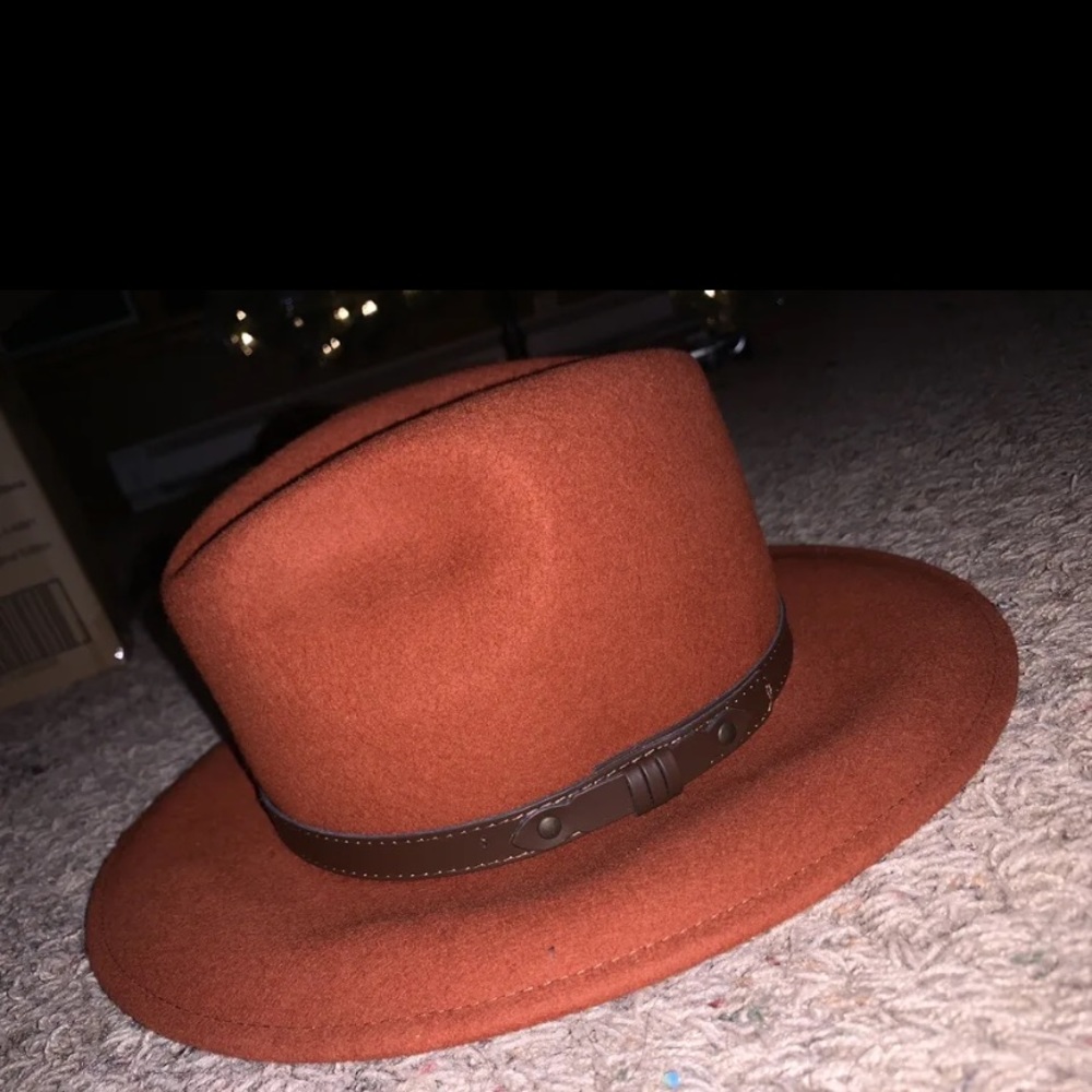 Gelso Bianco - 100% Wool -  Orange - Preowned But Great Condition- Made In Italy